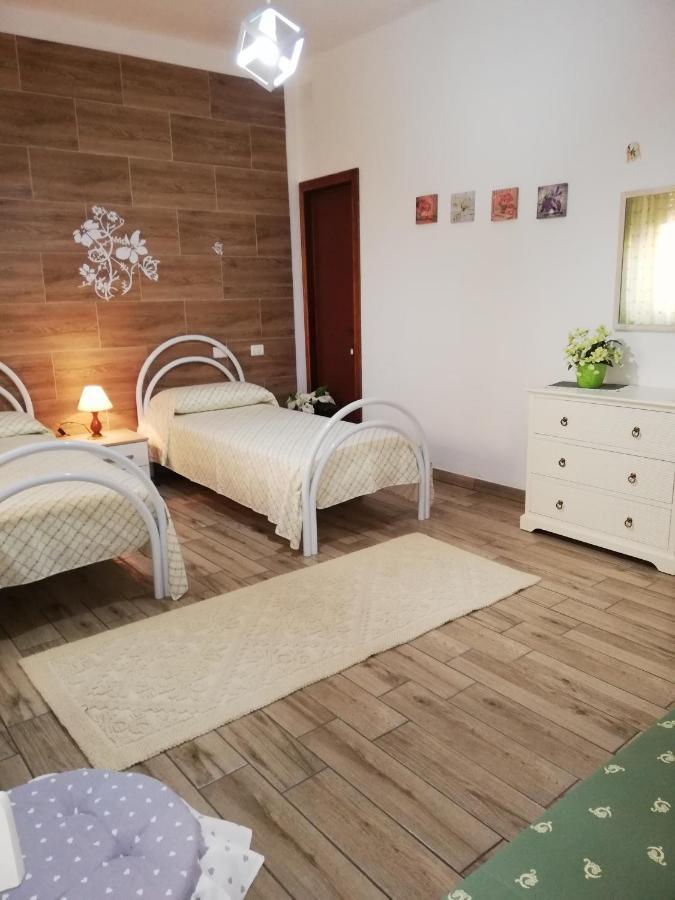 Apartmán Monte Granatico Villamassargia Exteriér fotografie