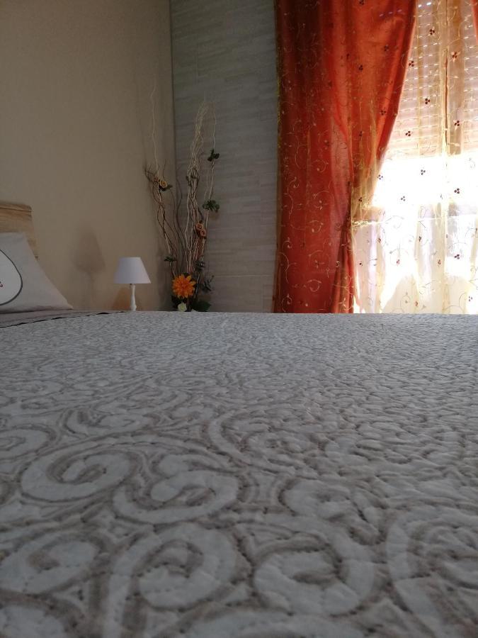 Apartmán Monte Granatico Villamassargia Exteriér fotografie