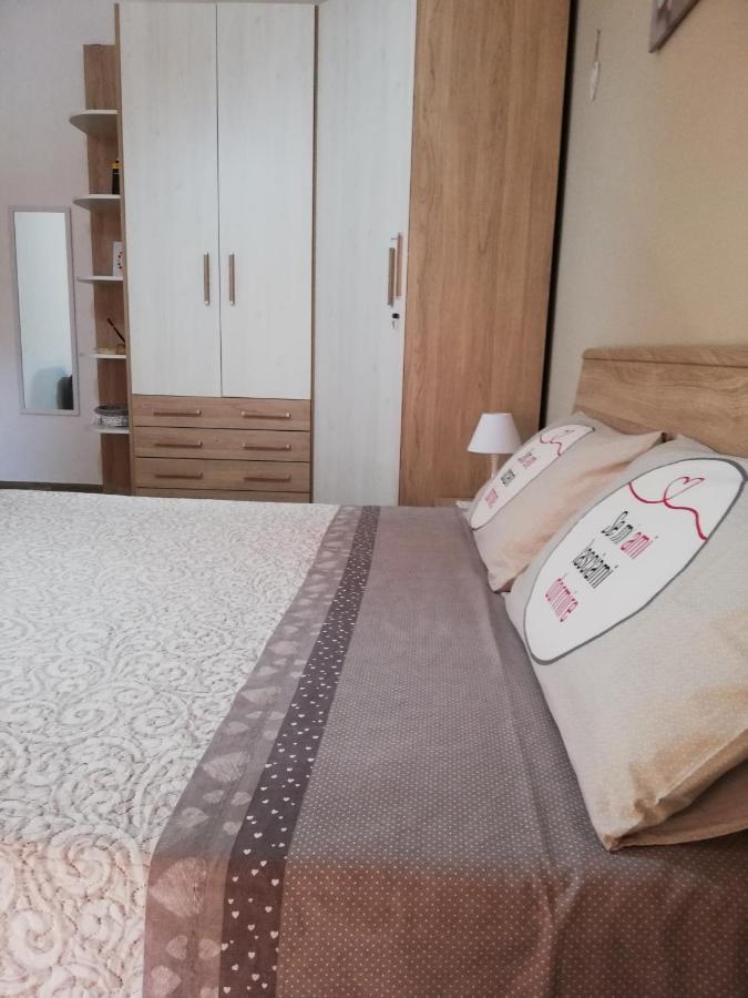Apartmán Monte Granatico Villamassargia Exteriér fotografie